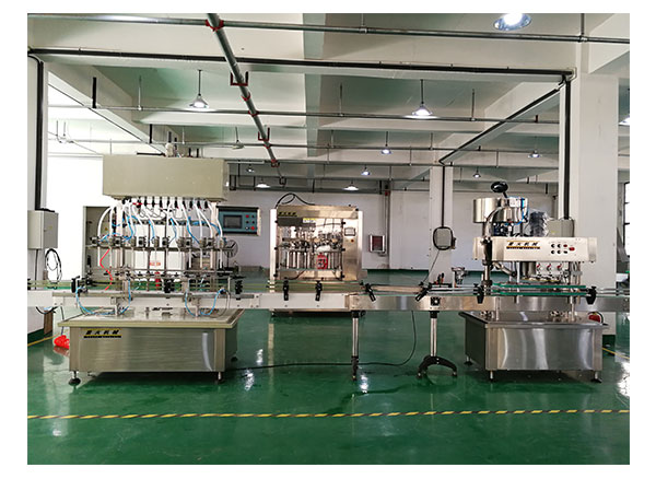 全自動蘋果醋液體灌裝機(jī)械